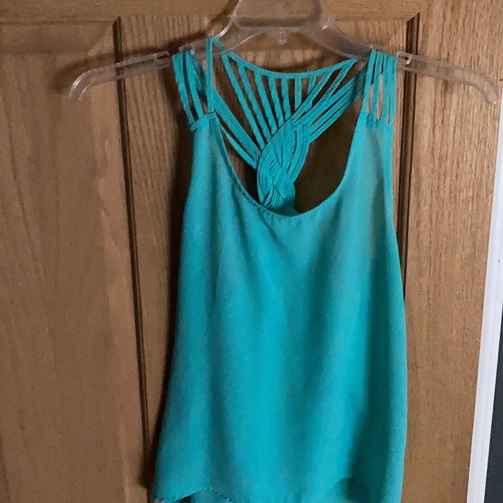 Tank - Picture 2 of 2